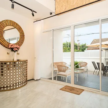 Mohana Pool Villa 4 Bedrooms Near Walking Street Pattaya Exterior photo
